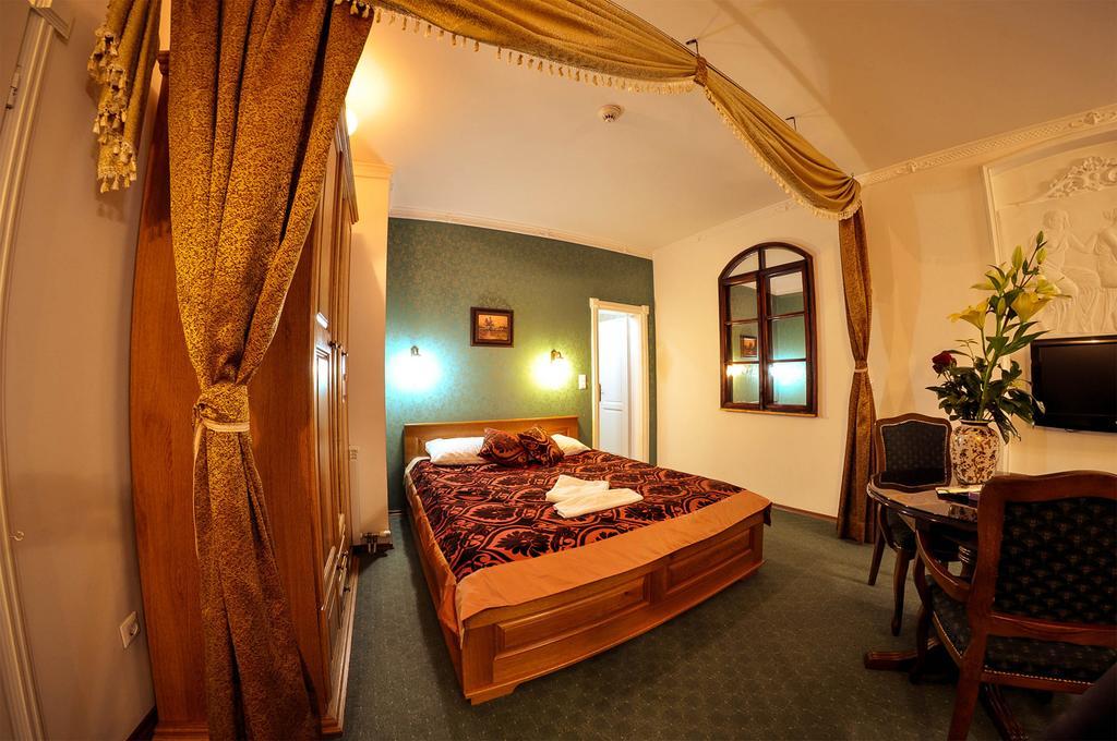 Hotel Latinski Most Saraievo Exterior foto