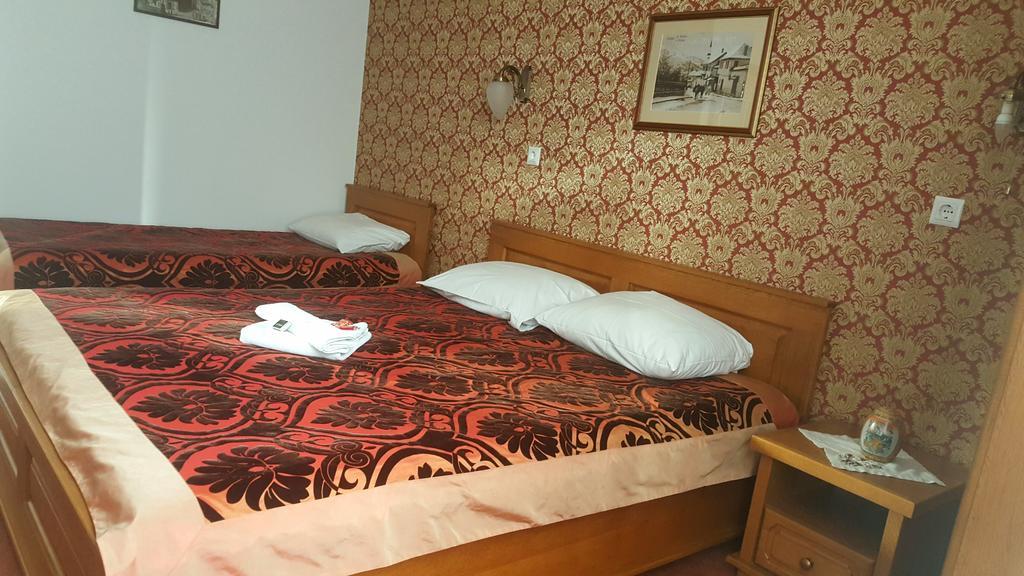 Hotel Latinski Most Saraievo Exterior foto