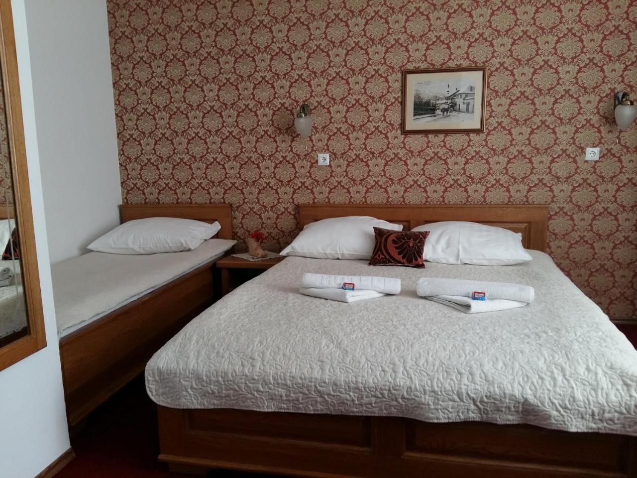 Hotel Latinski Most Saraievo Exterior foto